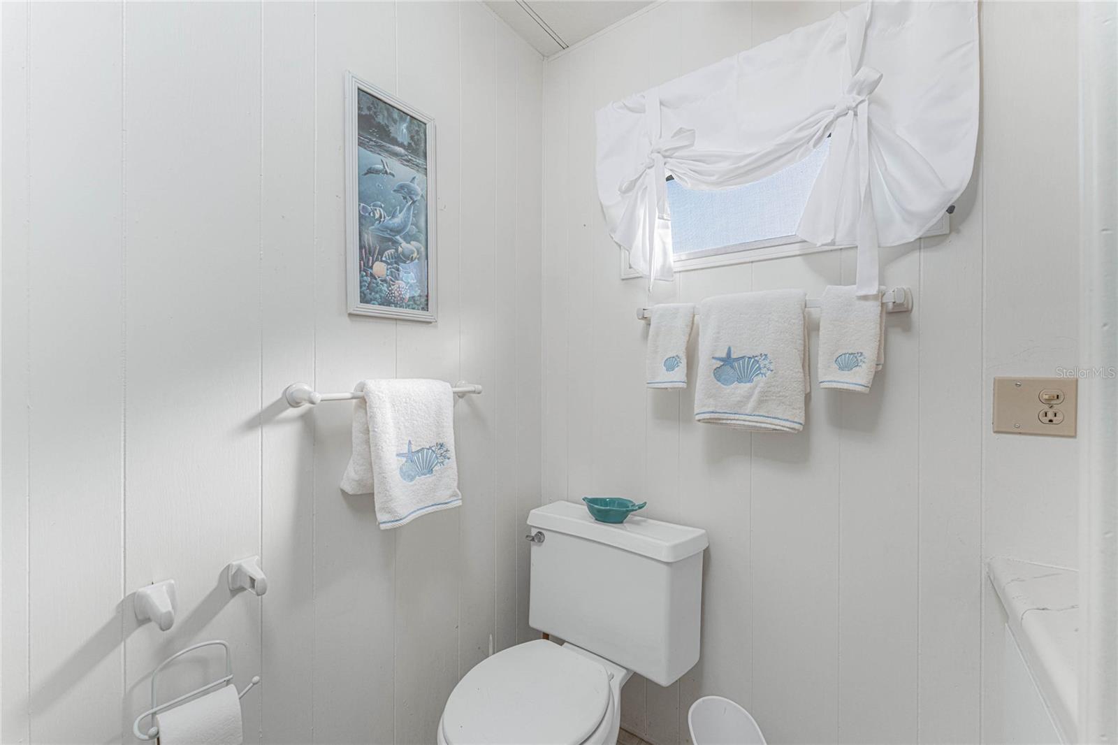 HOLIDAY MOB ESTATES 2ND ADD - Residential