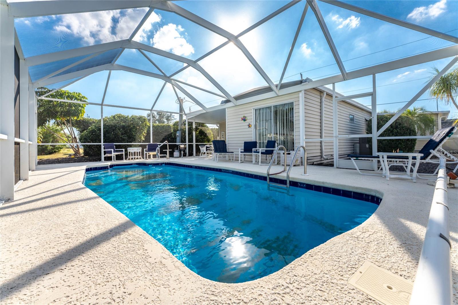 HOLIDAY MOB ESTATES 2ND ADD - Residential