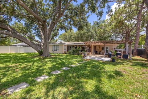 Photo of 10730 52nd Avenue N, St Petersburg, FL 33708 (MLS # TB8396592)