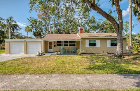 Photo of 770 27th Avenue S, St Petersburg, FL 33705 (MLS # TB8384899) Photo of 770 27th Avenue S, St Petersburg, FL 33705 (MLS # TB8384899)