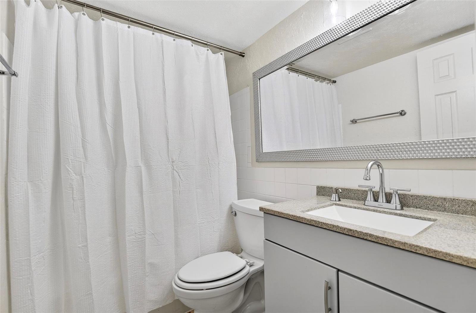 CHATEAU DE SEVILLE A CONDOMINI - Residential Lease