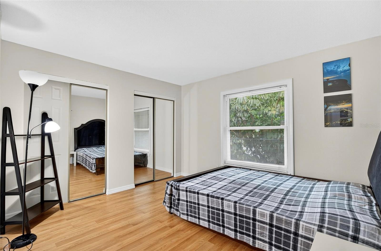 CHATEAU DE SEVILLE A CONDOMINI - Residential Lease