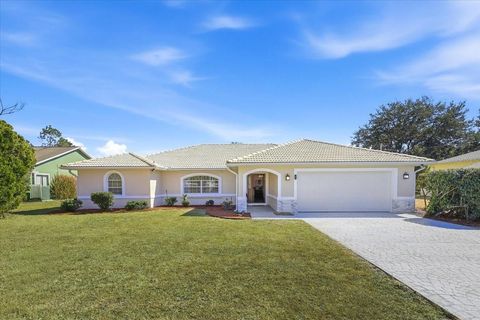 Photo of 30 Patuxent Ln, Palm Coast, FL 32164 (MLS # FC315782)