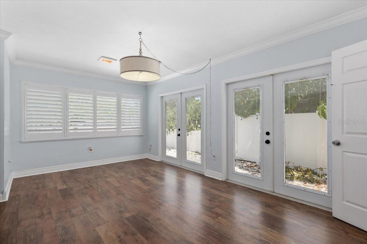 ACREAGE - Residential