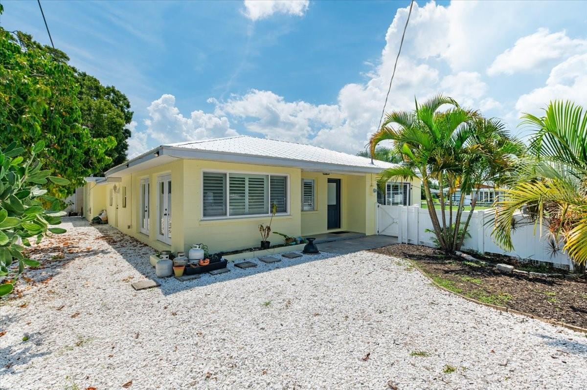 ACREAGE - Residential