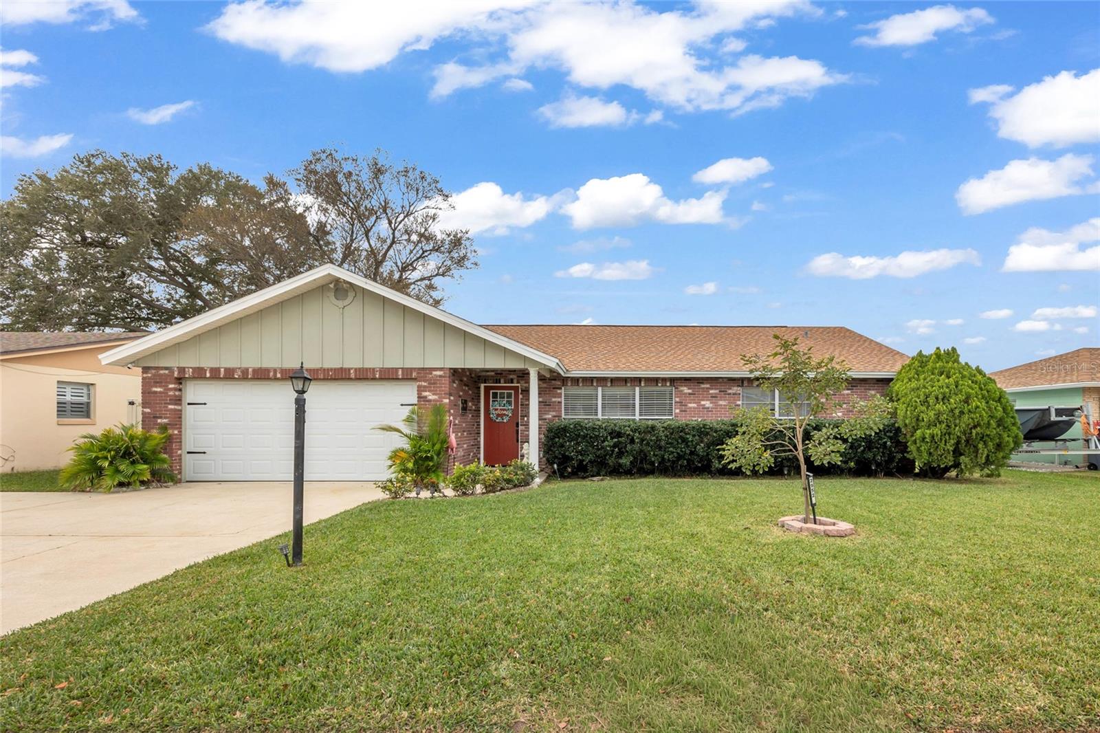 LANTERN PARK UNITS 01 & 02 - Residential