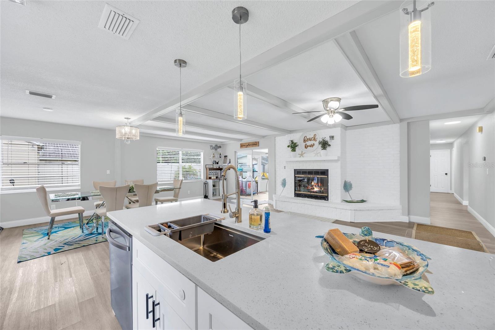 LANTERN PARK UNITS 01 & 02 - Residential