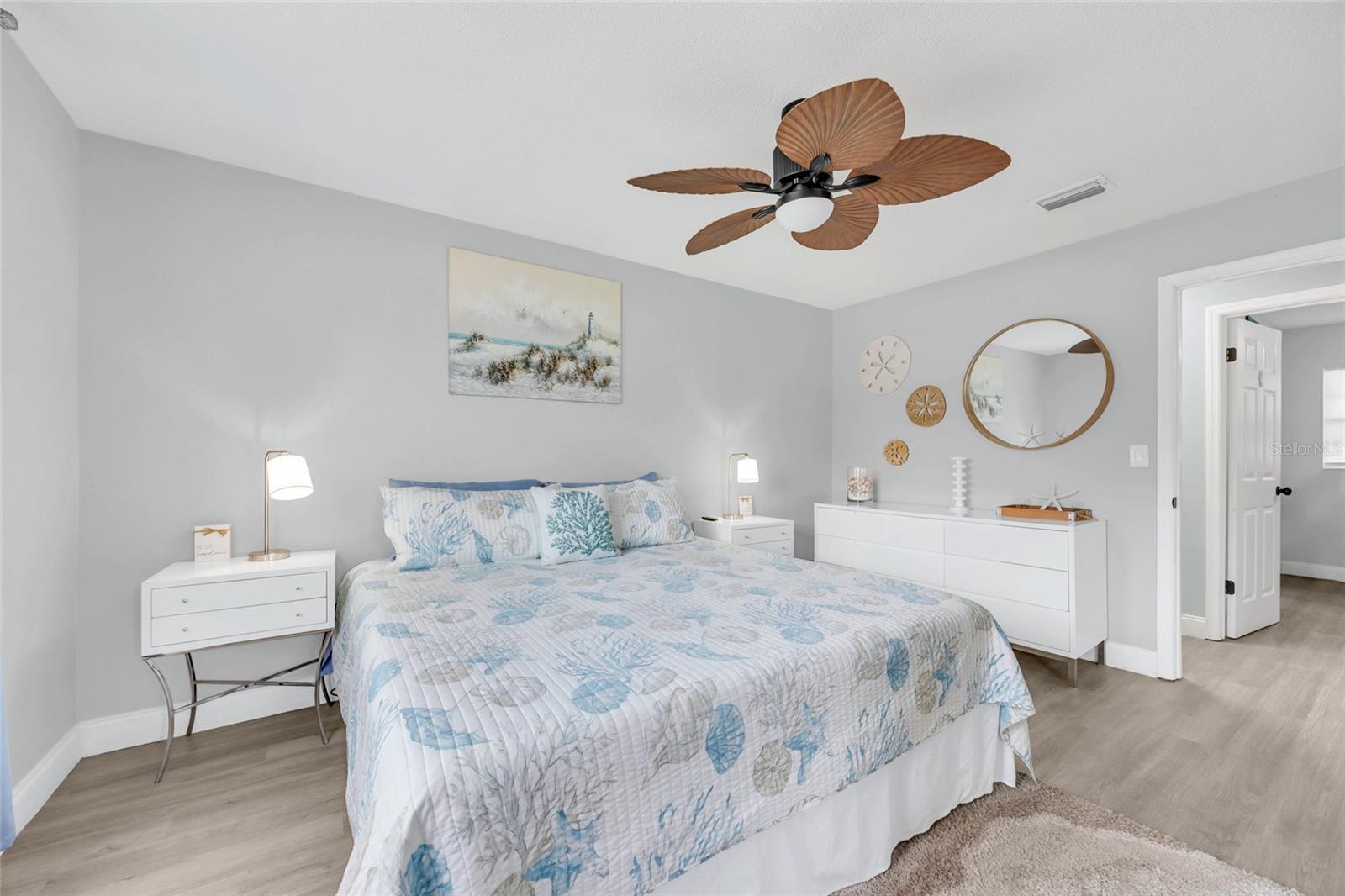 LANTERN PARK UNITS 01 & 02 - Residential