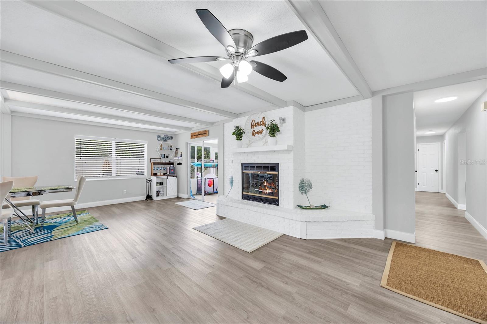 LANTERN PARK UNITS 01 & 02 - Residential