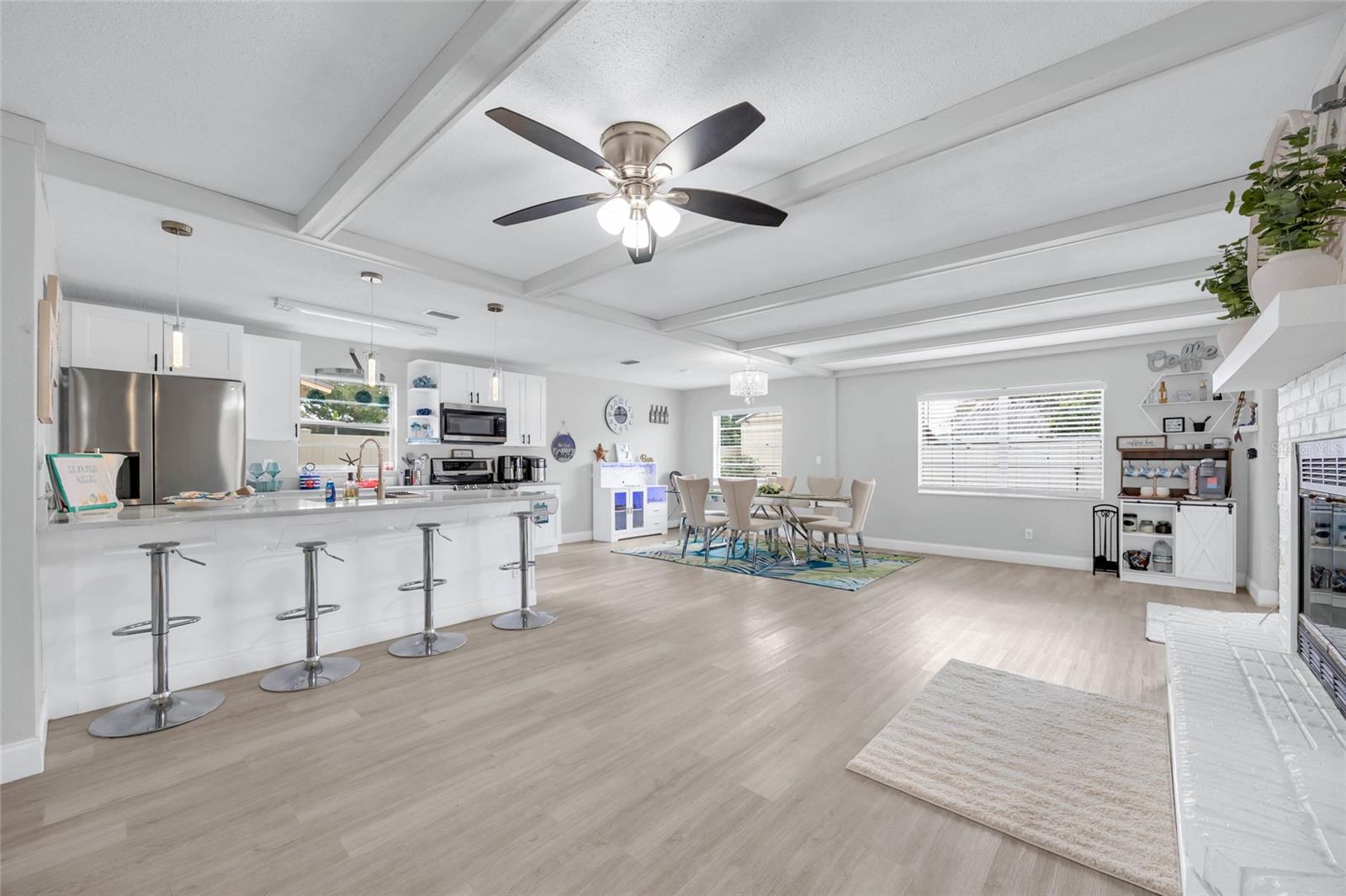 LANTERN PARK UNITS 01 & 02 - Residential