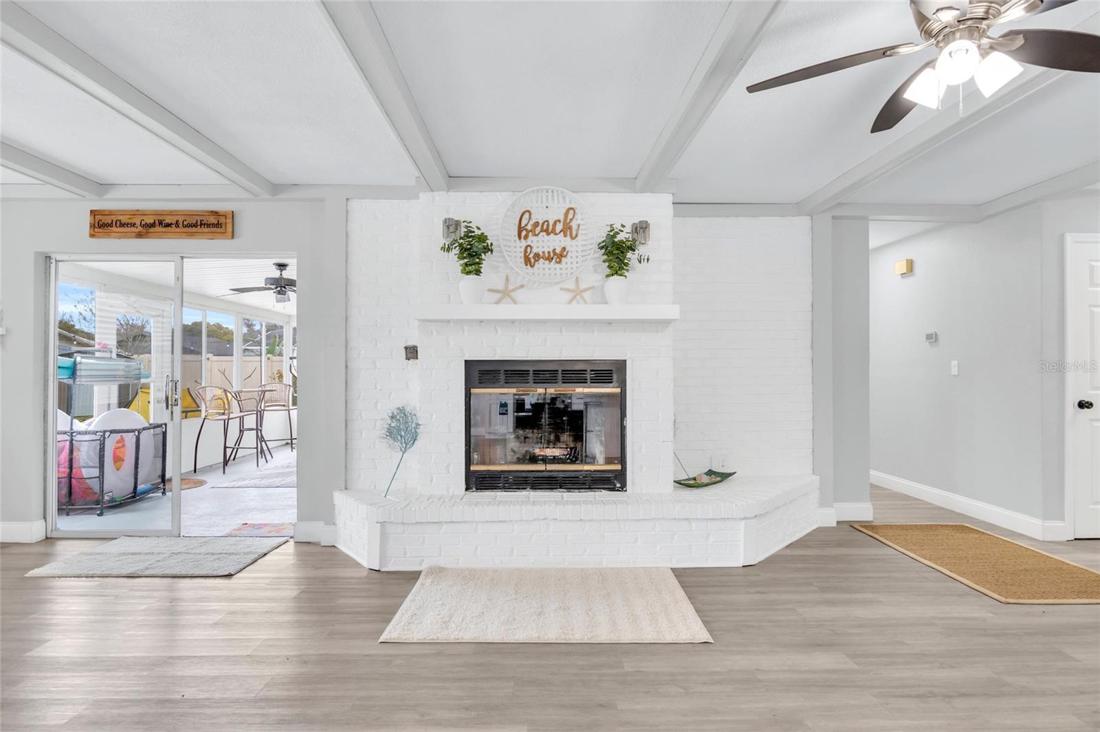 LANTERN PARK UNITS 01 & 02 - Residential