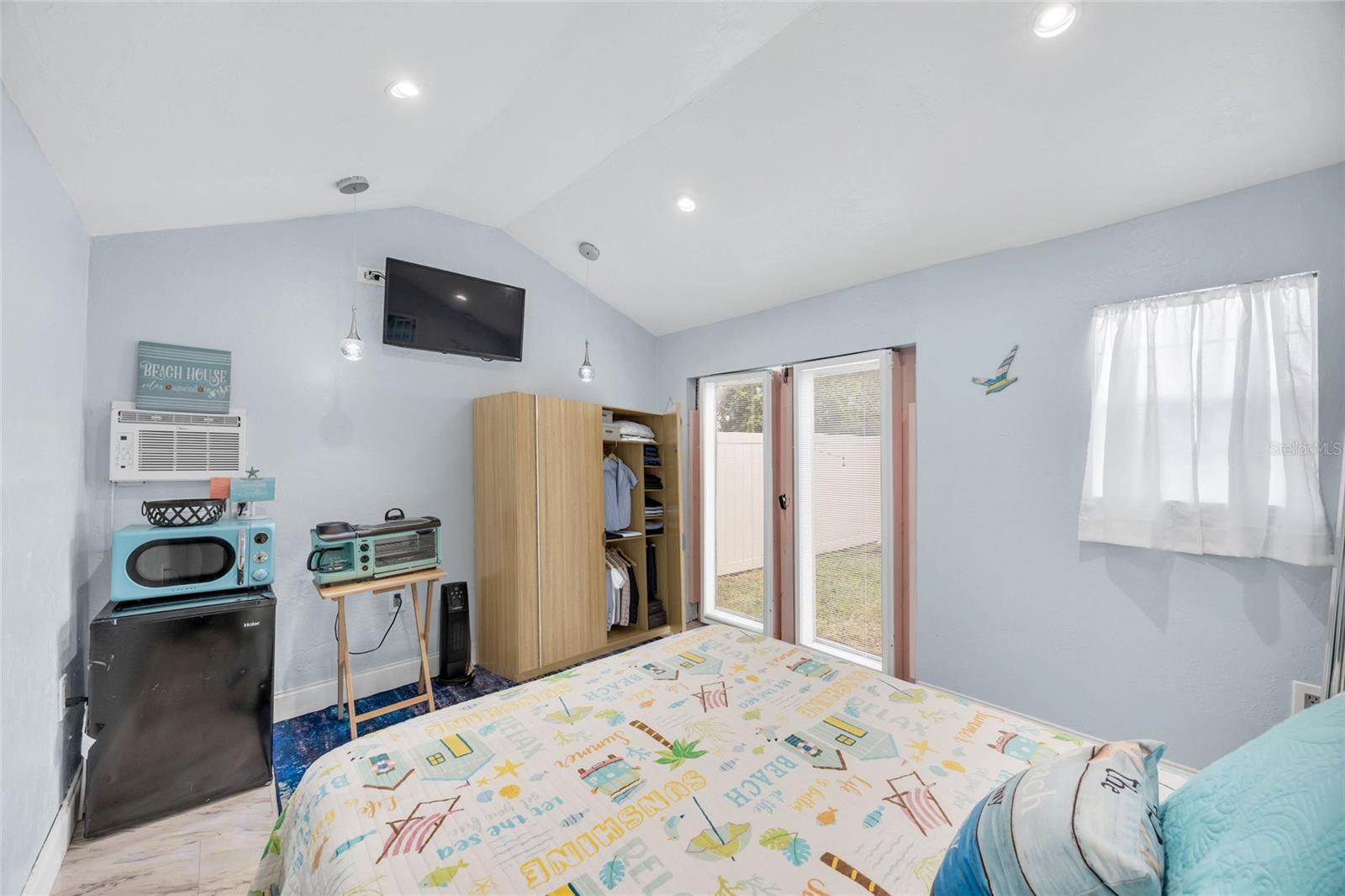 LANTERN PARK UNITS 01 & 02 - Residential