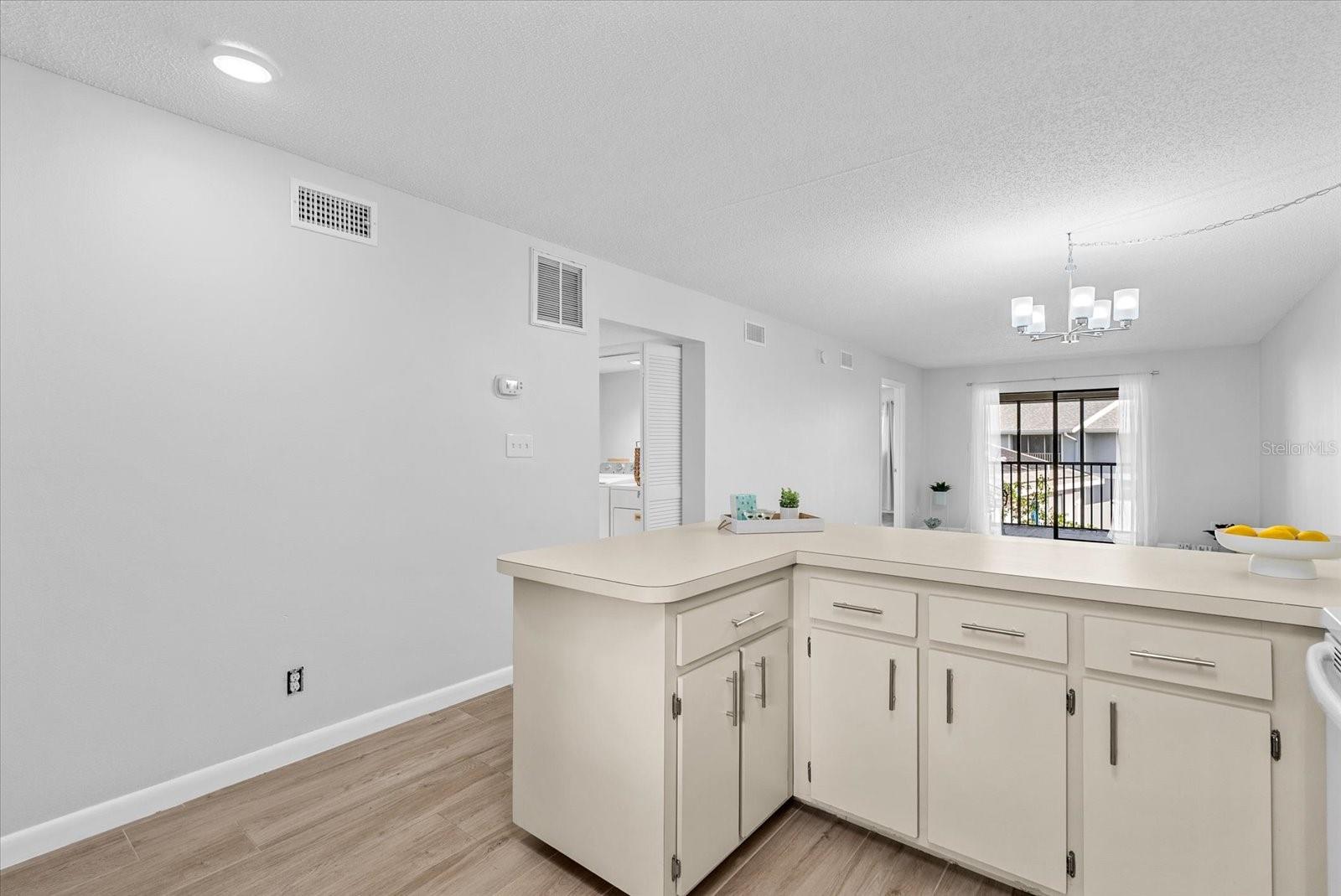 6033 34TH STREET W 28