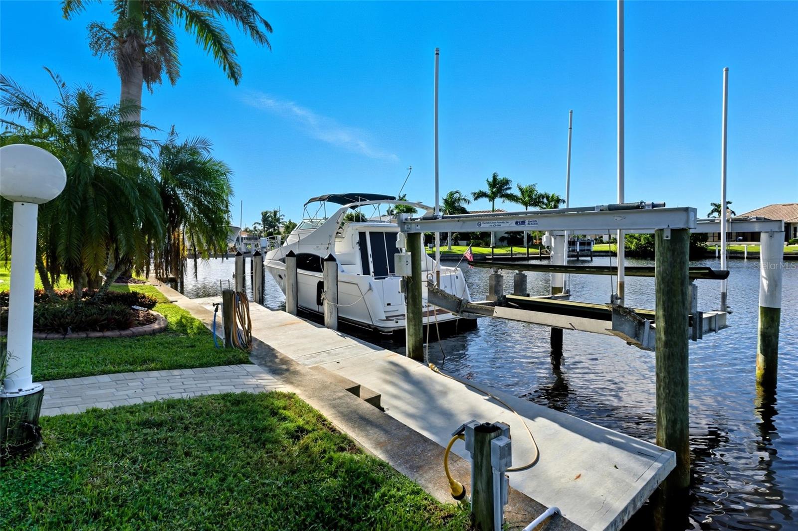 PUNTA GORDA ISLES SEC 12 - Residential