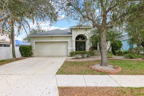 A home in ELLENTON