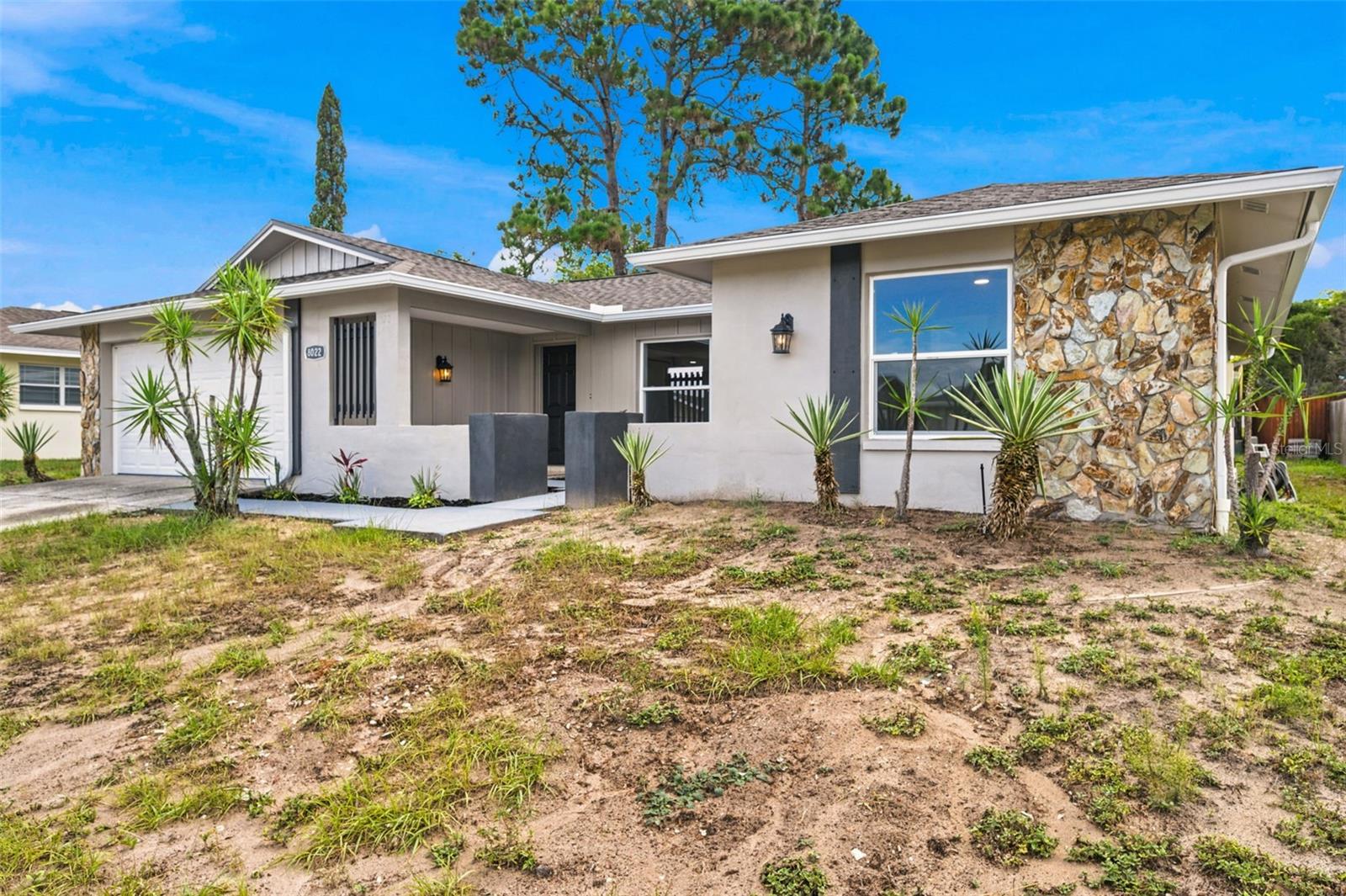 8022 IDLEBRIAR LANE