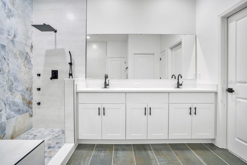 ARCHER'S MILL - Residential