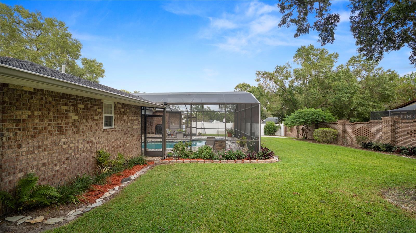 SUGARTREE - Residential
