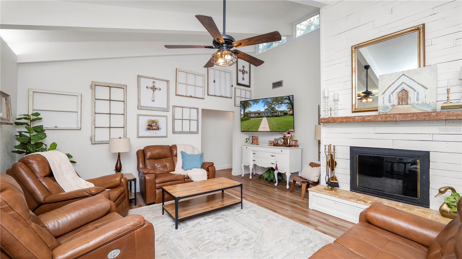 SUGARTREE - Residential