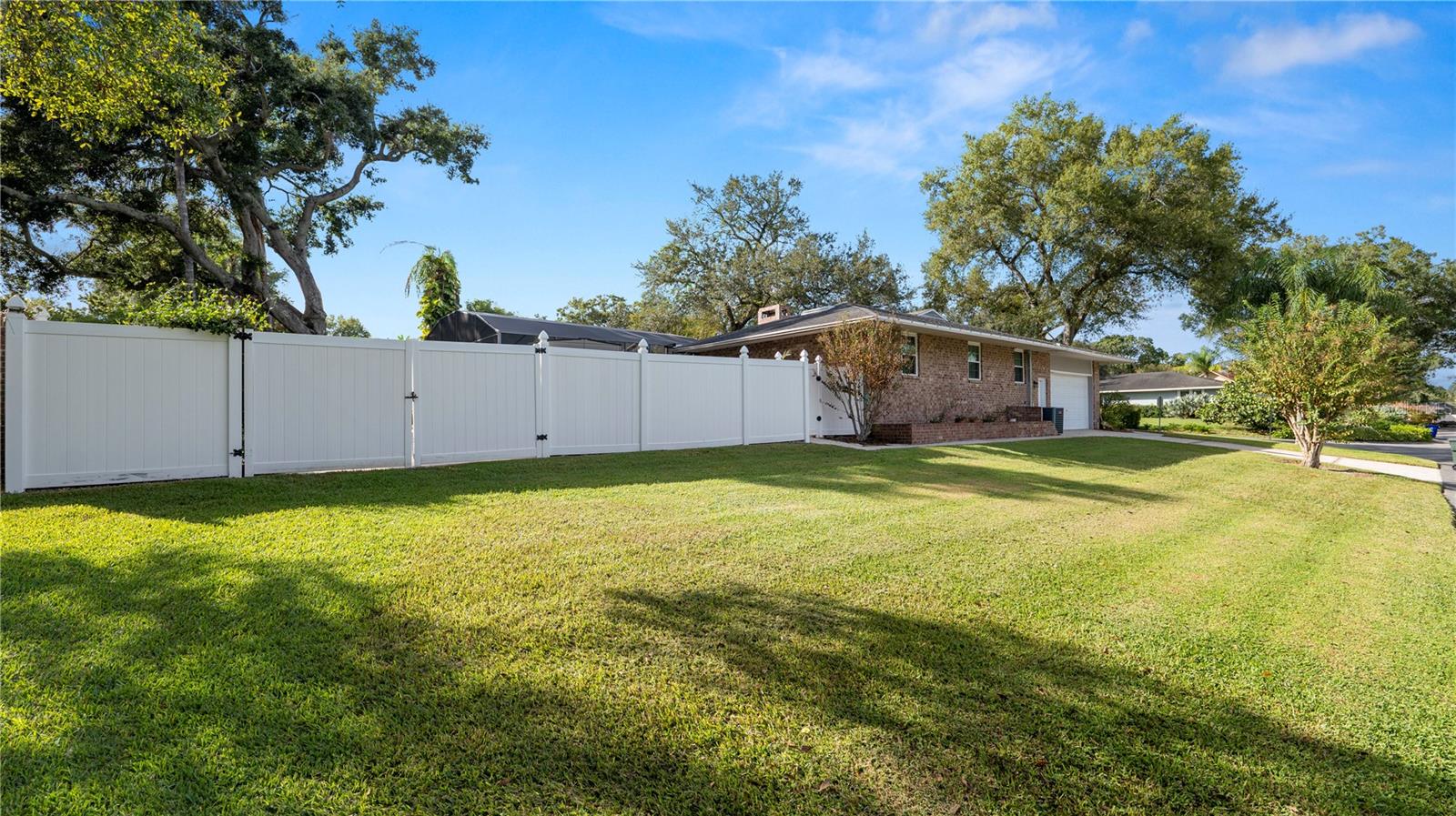 SUGARTREE - Residential