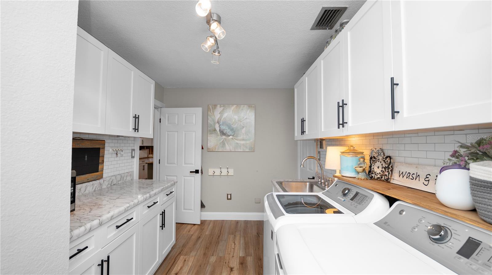 SUGARTREE - Residential