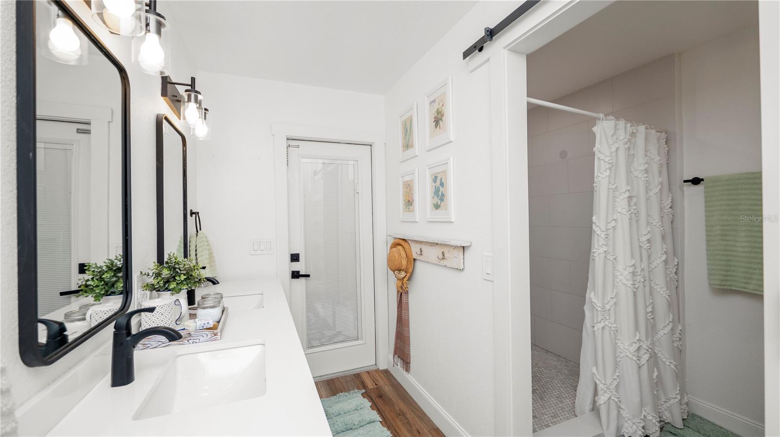 SUGARTREE - Residential