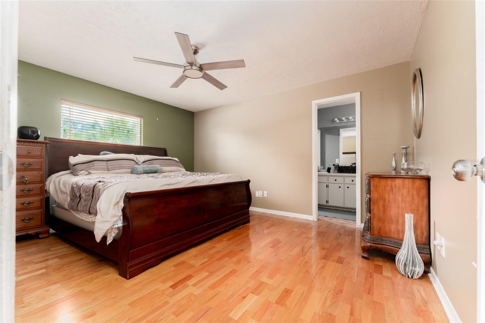 PROVIDENCE OAKS - Residential