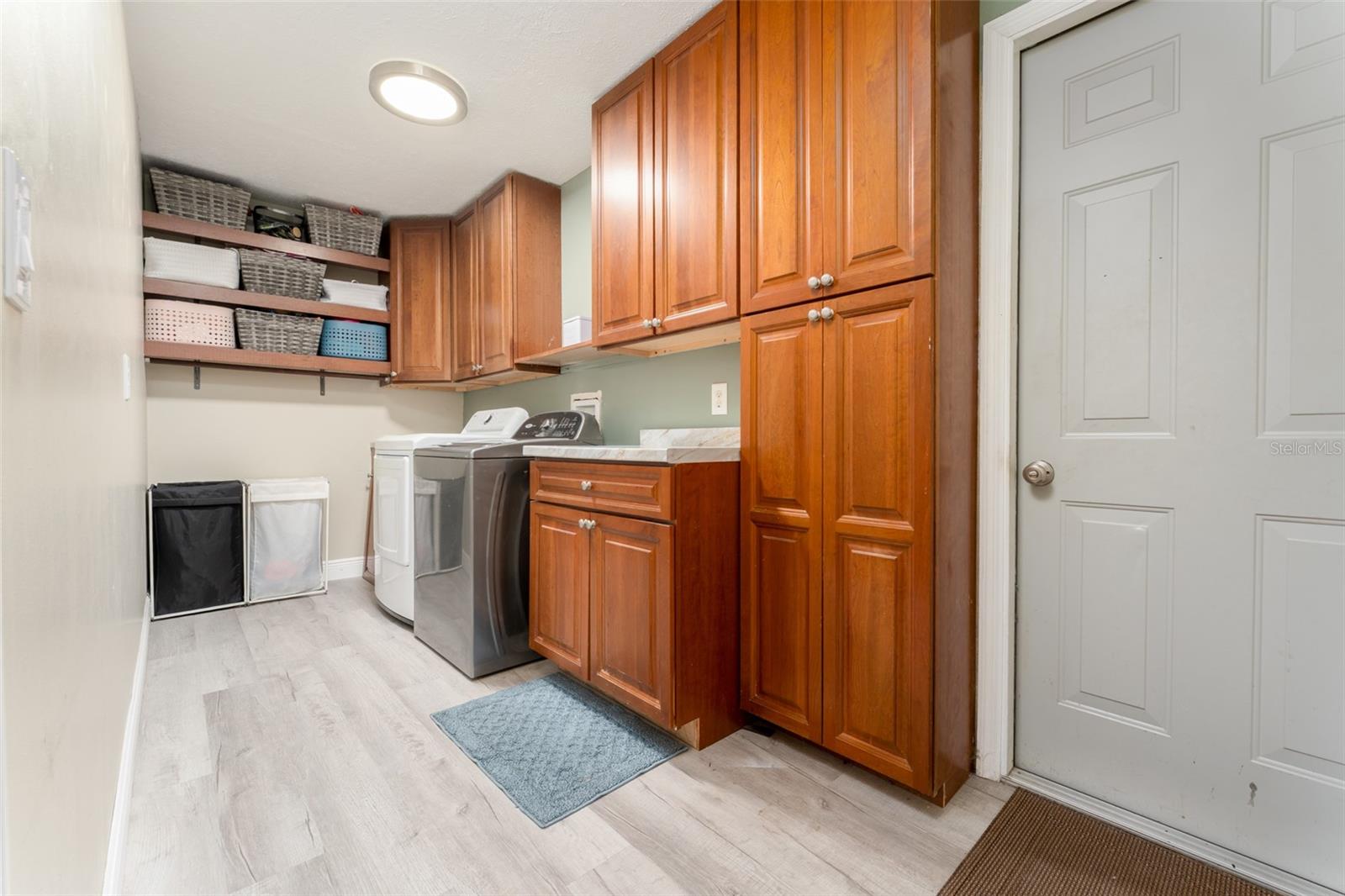 PROVIDENCE OAKS - Residential