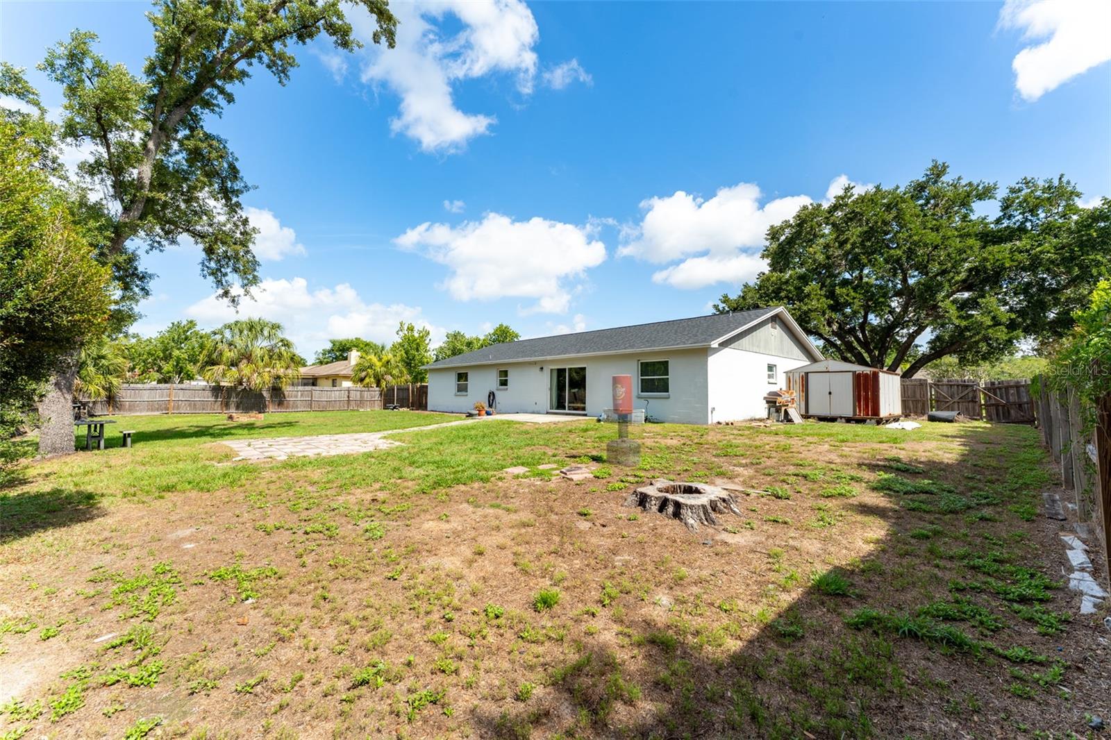 PROVIDENCE OAKS - Residential