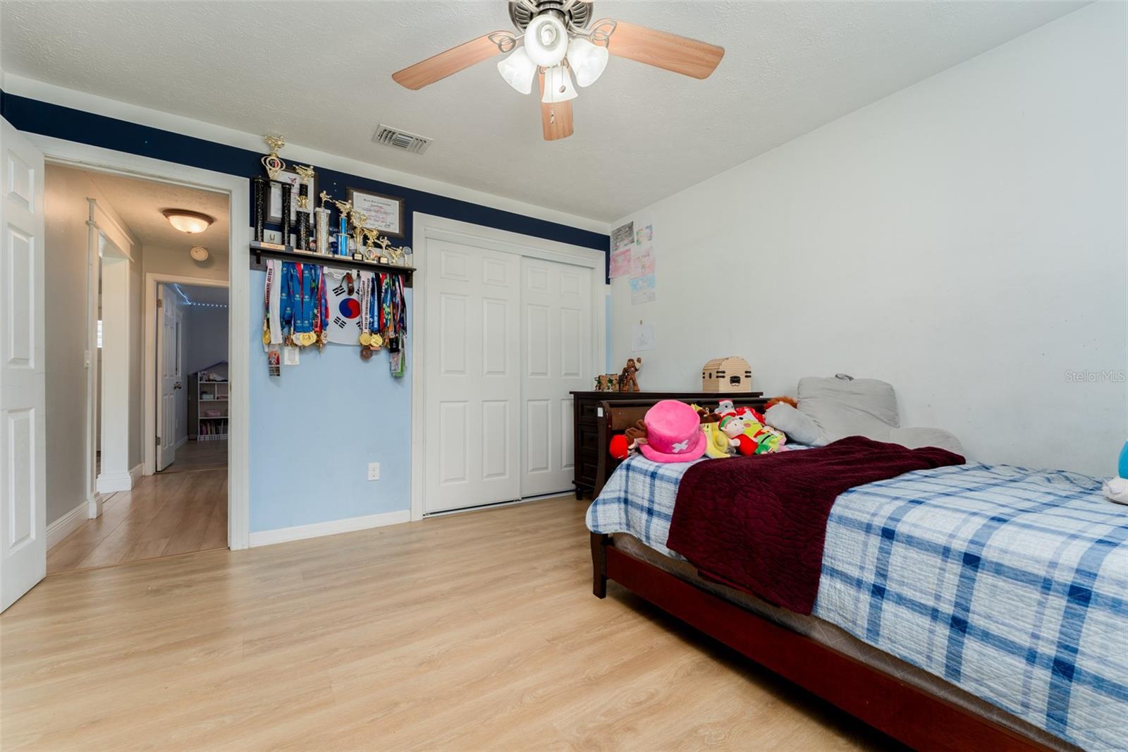 PROVIDENCE OAKS - Residential