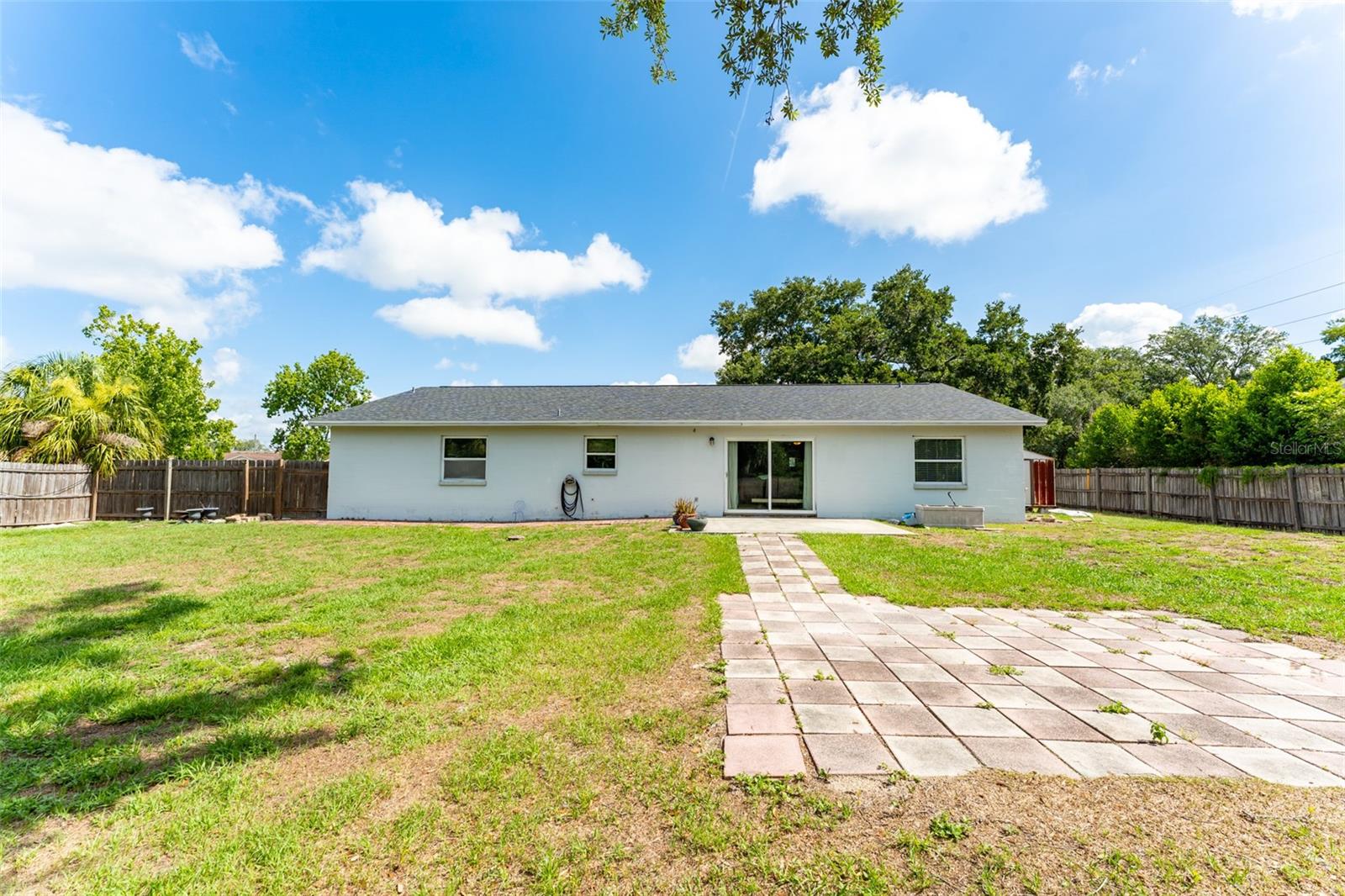 PROVIDENCE OAKS - Residential