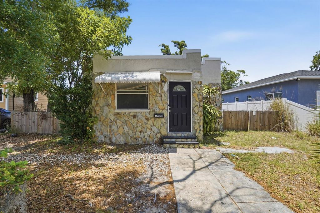 Photo of 1909 19th Street S, St Petersburg, FL 33712 (MLS # O6405281)