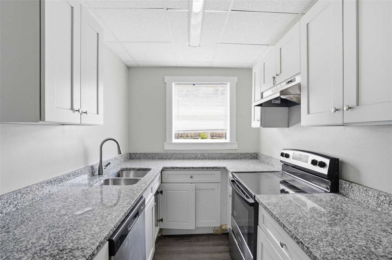 FRUITLAND HEIGHTS B - Residential