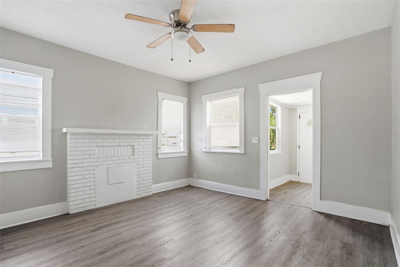 FRUITLAND HEIGHTS B - Residential