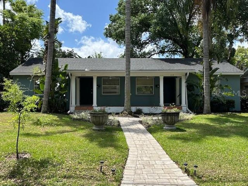 Photo of 2120 E Washington Street, Orlando, FL 32803 (MLS # O6400448)