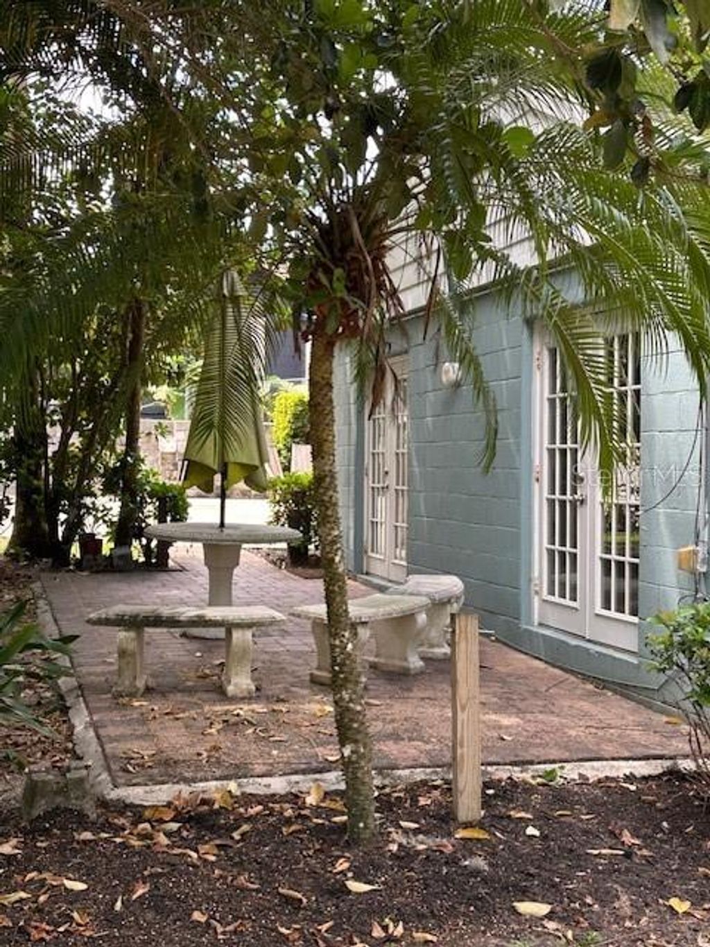 Photo of 2120 E Washington Street, Orlando, FL 32803 (MLS # O6400448)