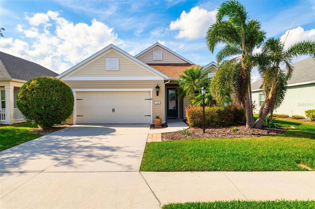 Photo of 7750 Ridgelake Circle, Bradenton, FL 34203 (MLS # A4656001)