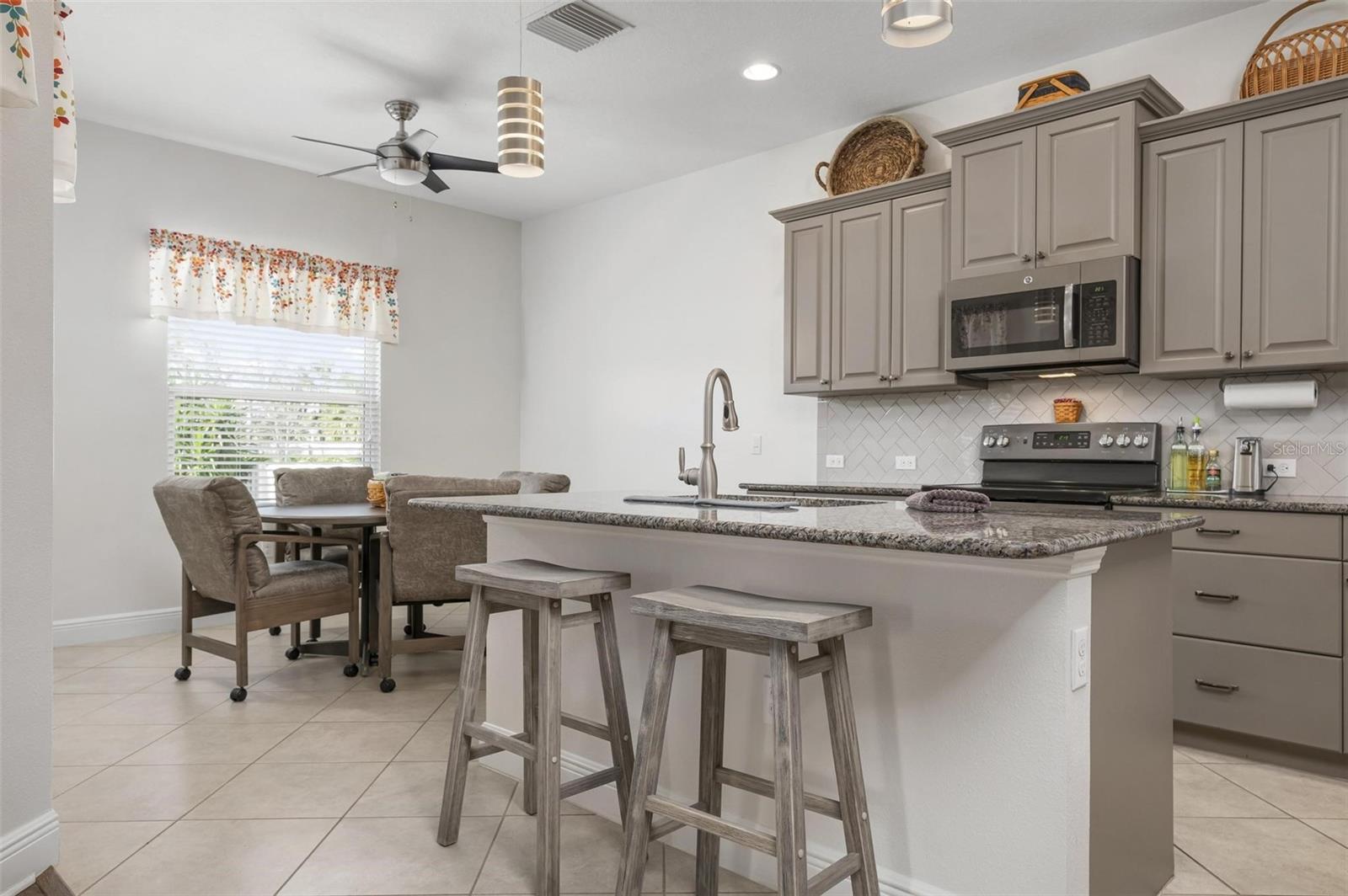 RIDGE AT CROSSING CREEK PH I - Residential