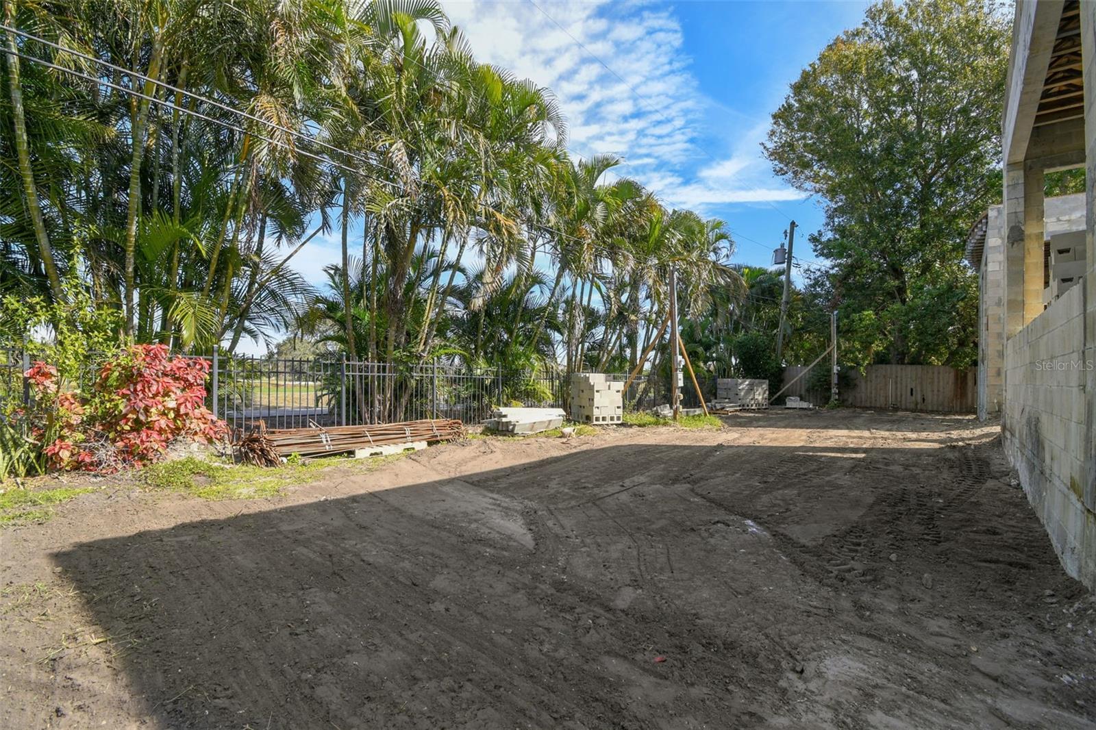 SNELL ISLE SHORES - Residential