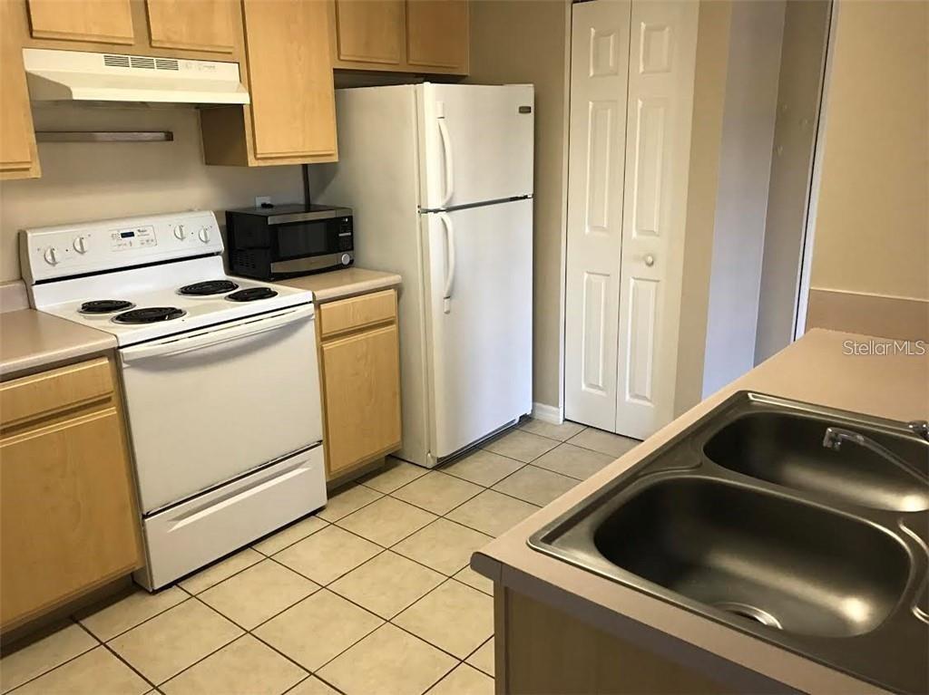 PALMS VILLA RESIDENCES - Residential