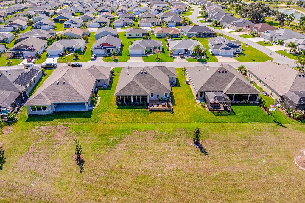 VILLAGES/SOUTHERN OAKS UN 36 - Residential
