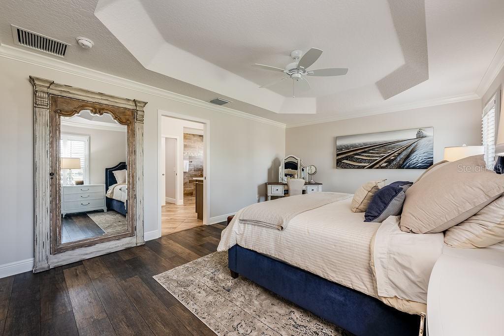 VILLAGES/SOUTHERN OAKS UN 36 - Residential