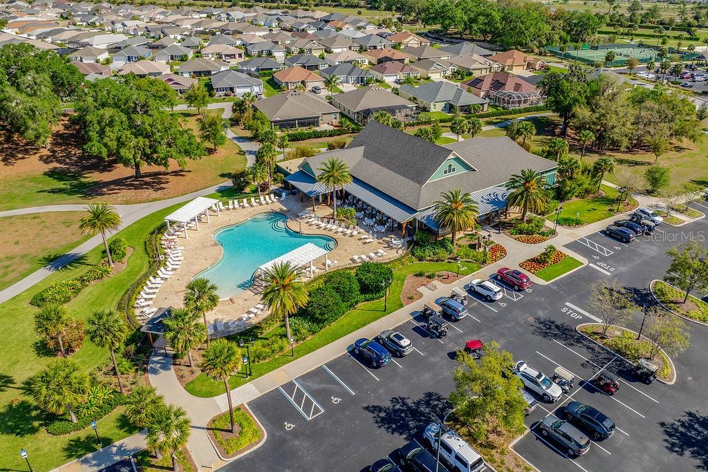 VILLAGES/SOUTHERN OAKS UN 36 - Residential