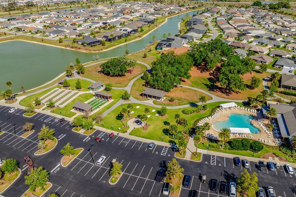 VILLAGES/SOUTHERN OAKS UN 36 - Residential