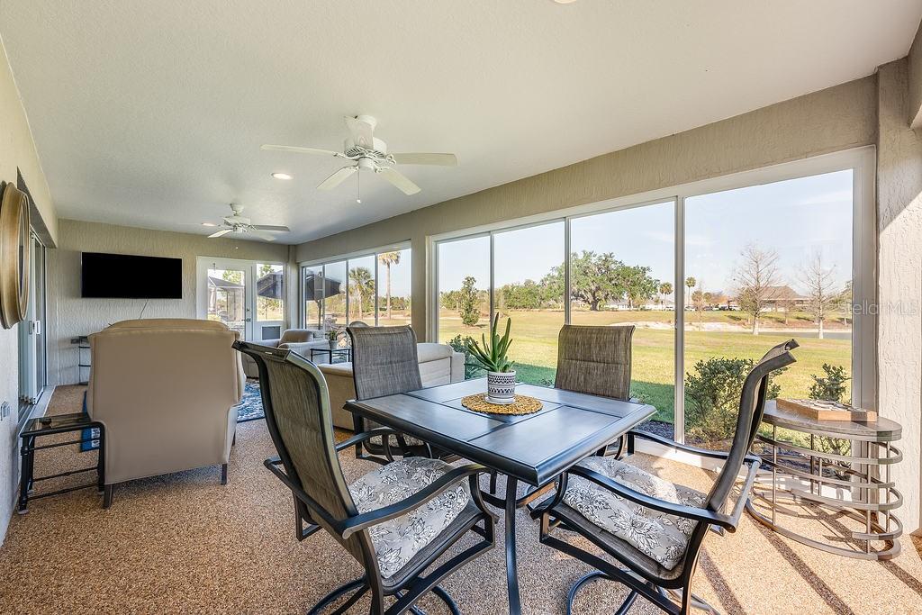 VILLAGES/SOUTHERN OAKS UN 36 - Residential
