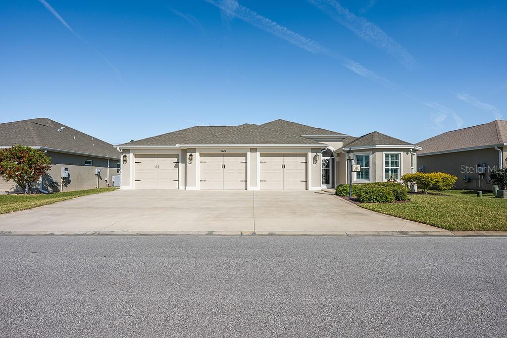 VILLAGES/SOUTHERN OAKS UN 36 - Residential