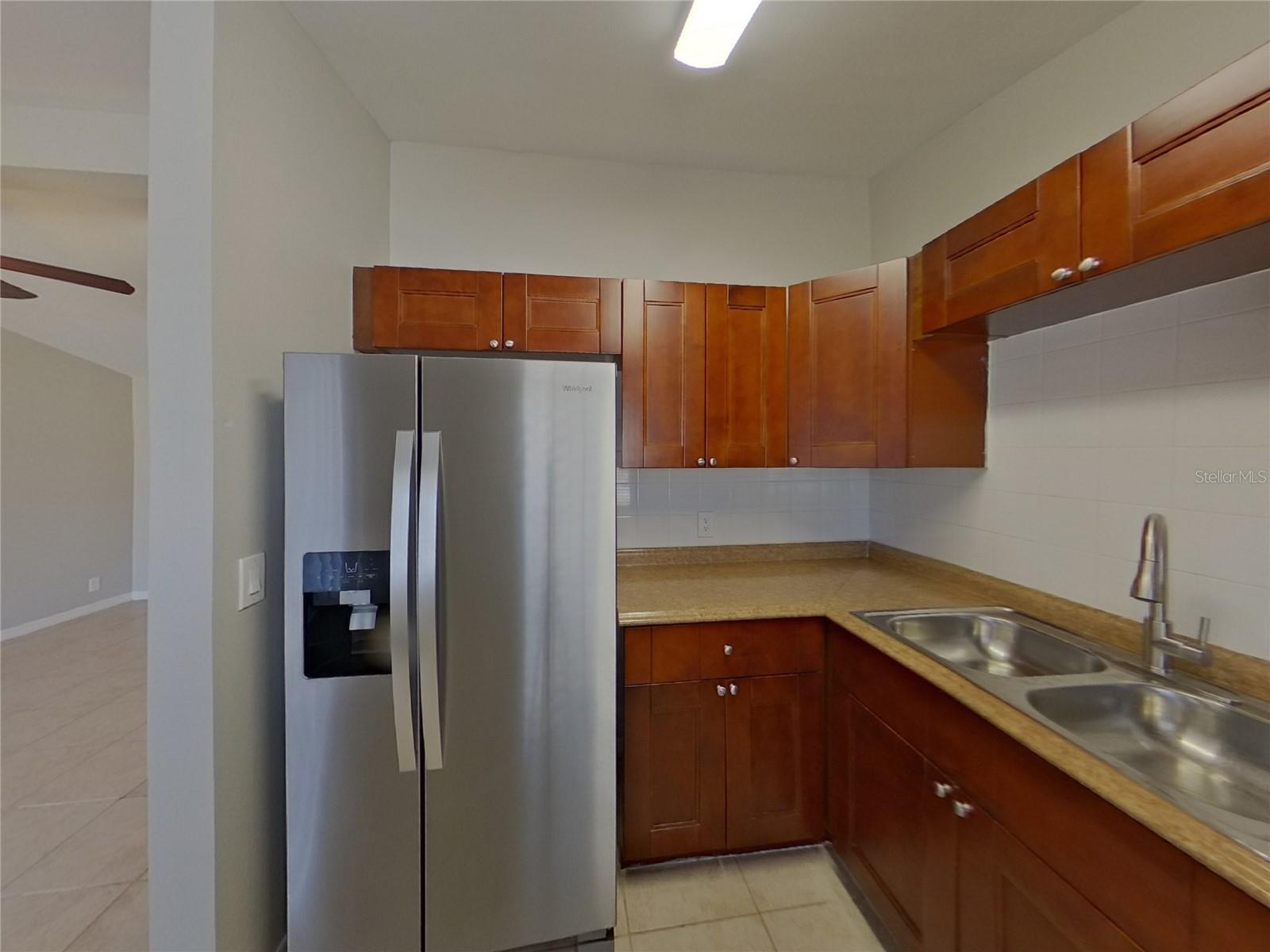 EASTERN TERRACE ESTATES UN 2 - Residential Lease