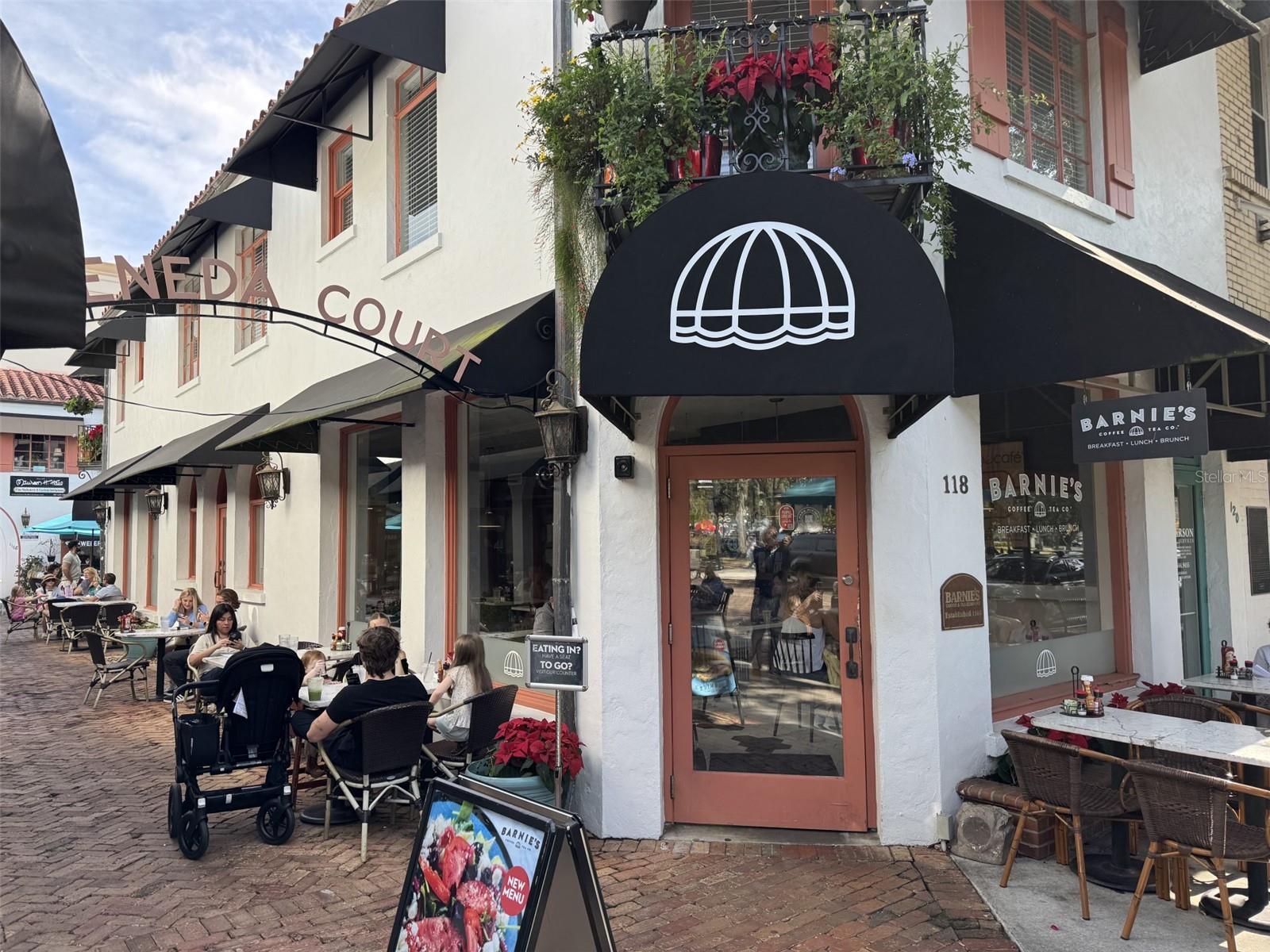 147 INTERLACHEN PLACE - Residential