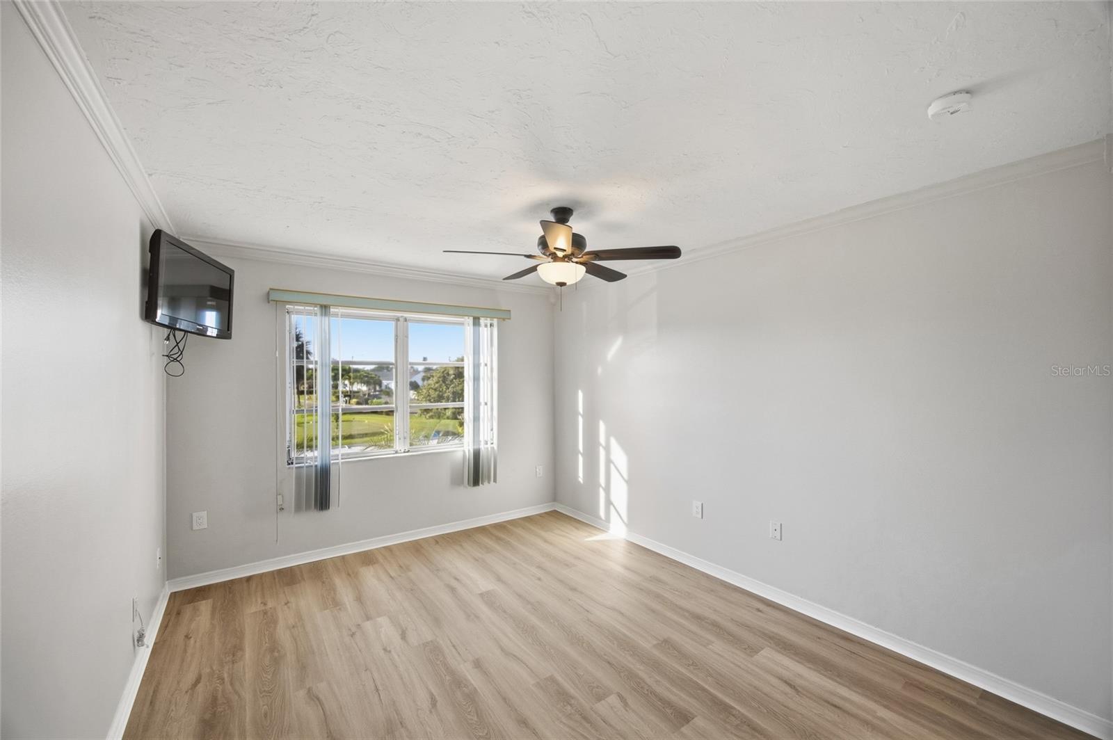 MOUNT VERNON - Residential