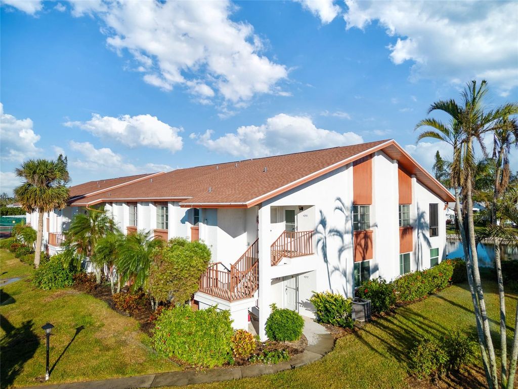 Photo of 4859 Independence Drive, Bradenton, FL 34210 (MLS # TB8449866)